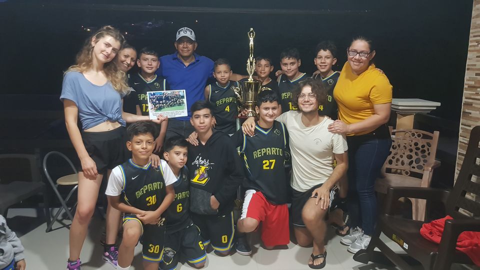 Maillots pour l'équipe de basket de La Trinidad